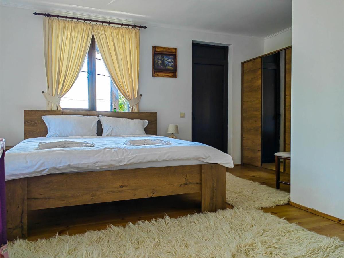 Rimovata Kashta Guest House Leshten Exterior foto